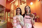 Karoline Barbeirotti e Fernanda Velasque celebram a nova fase da Keroll Cookies & Rolls, que ganhou loja física em Santos