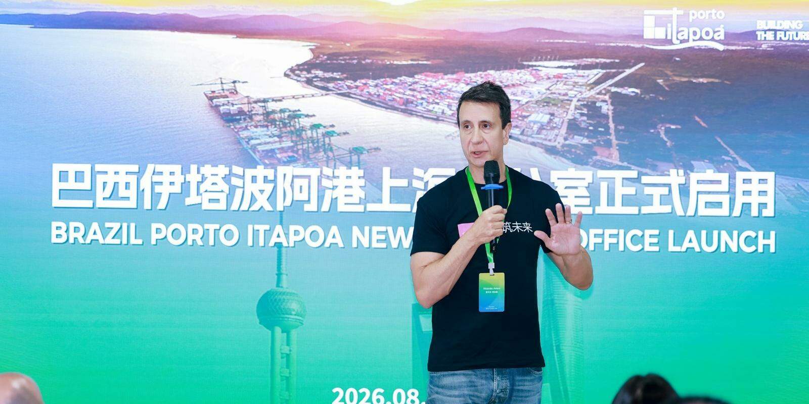 Ricardo Arten, CEO do Porto Itapoá, participou da inauguração do escritório em Xangai, na China