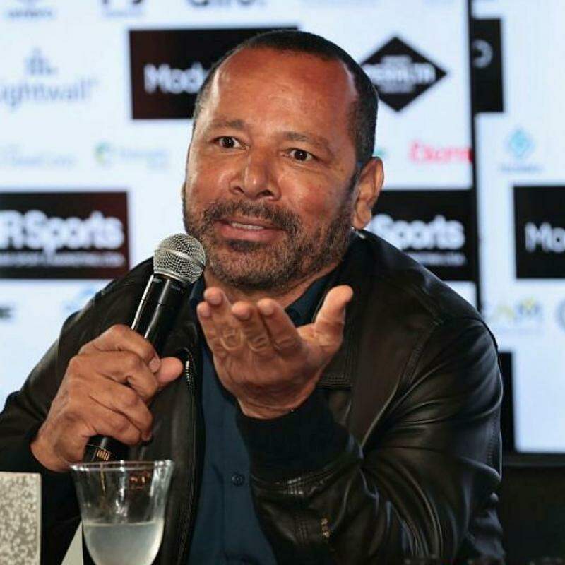 Os laços entre a gestão santista e Neymar pai foram além da volta do filho ao Alvinegro