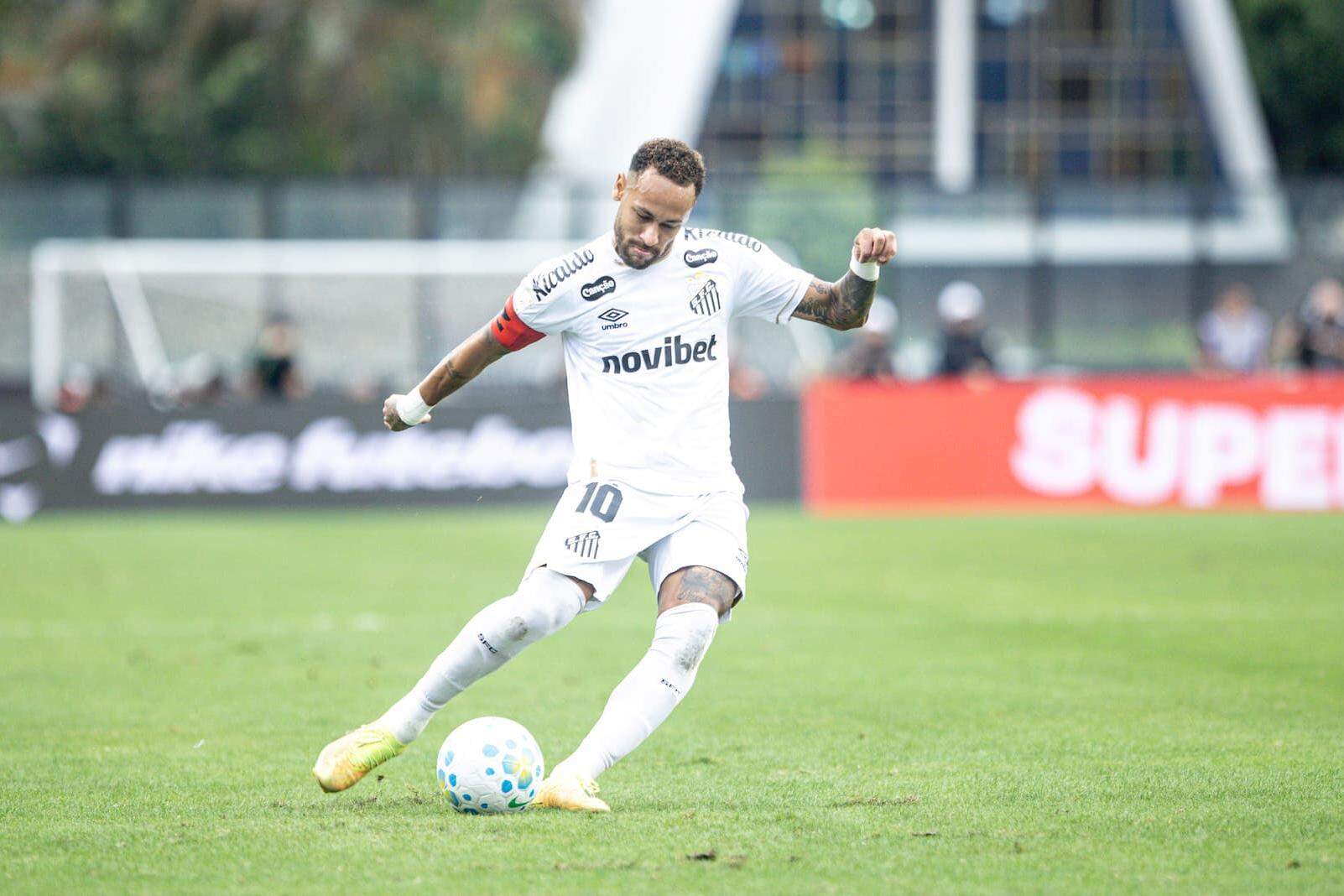 Neymar deve retornar ao time no clássico de domingo, às 16 horas, na Neo Química Arena