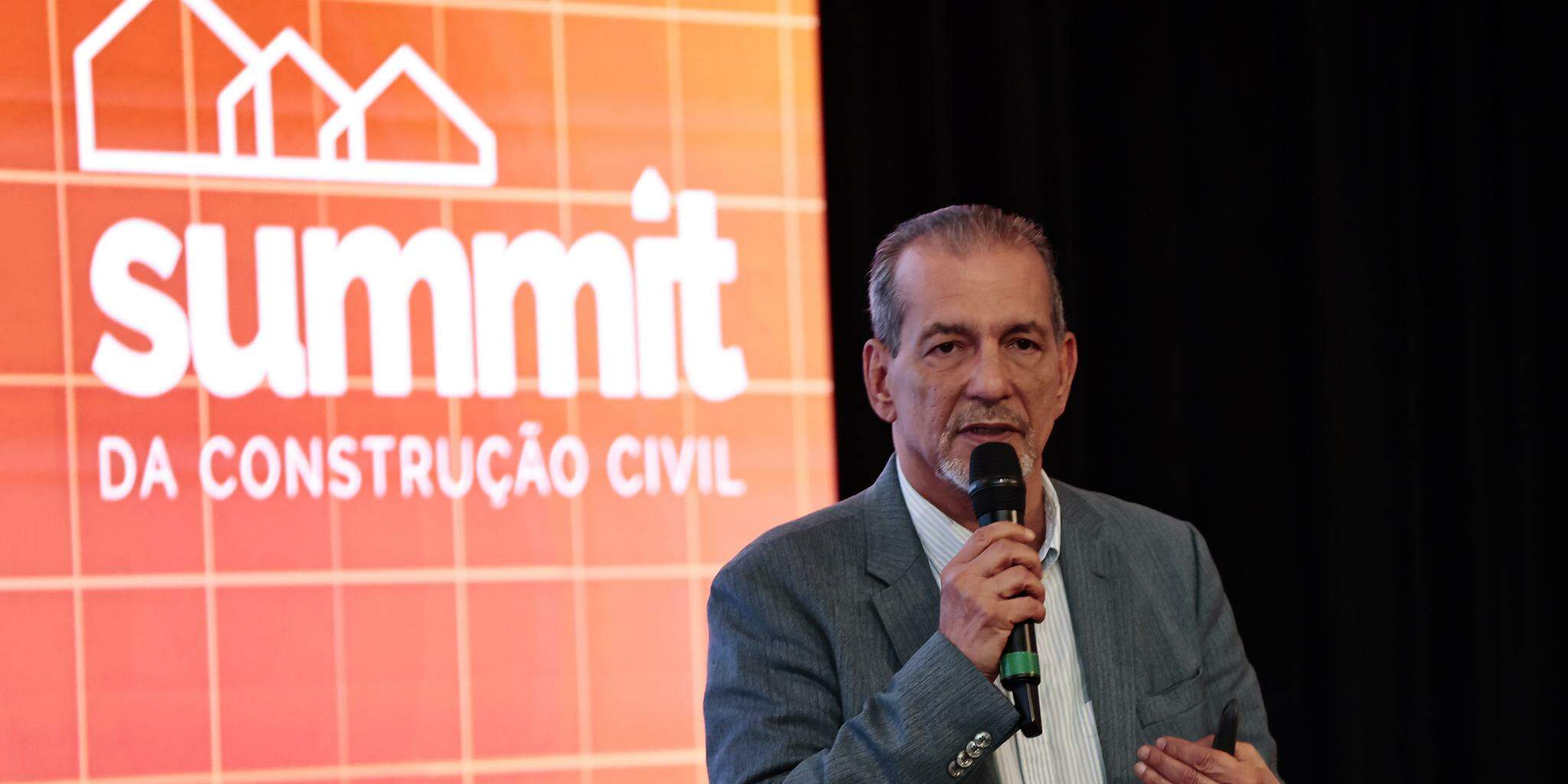 Celso Petrucci, diretor do Secovi: “a classe média está espremida”