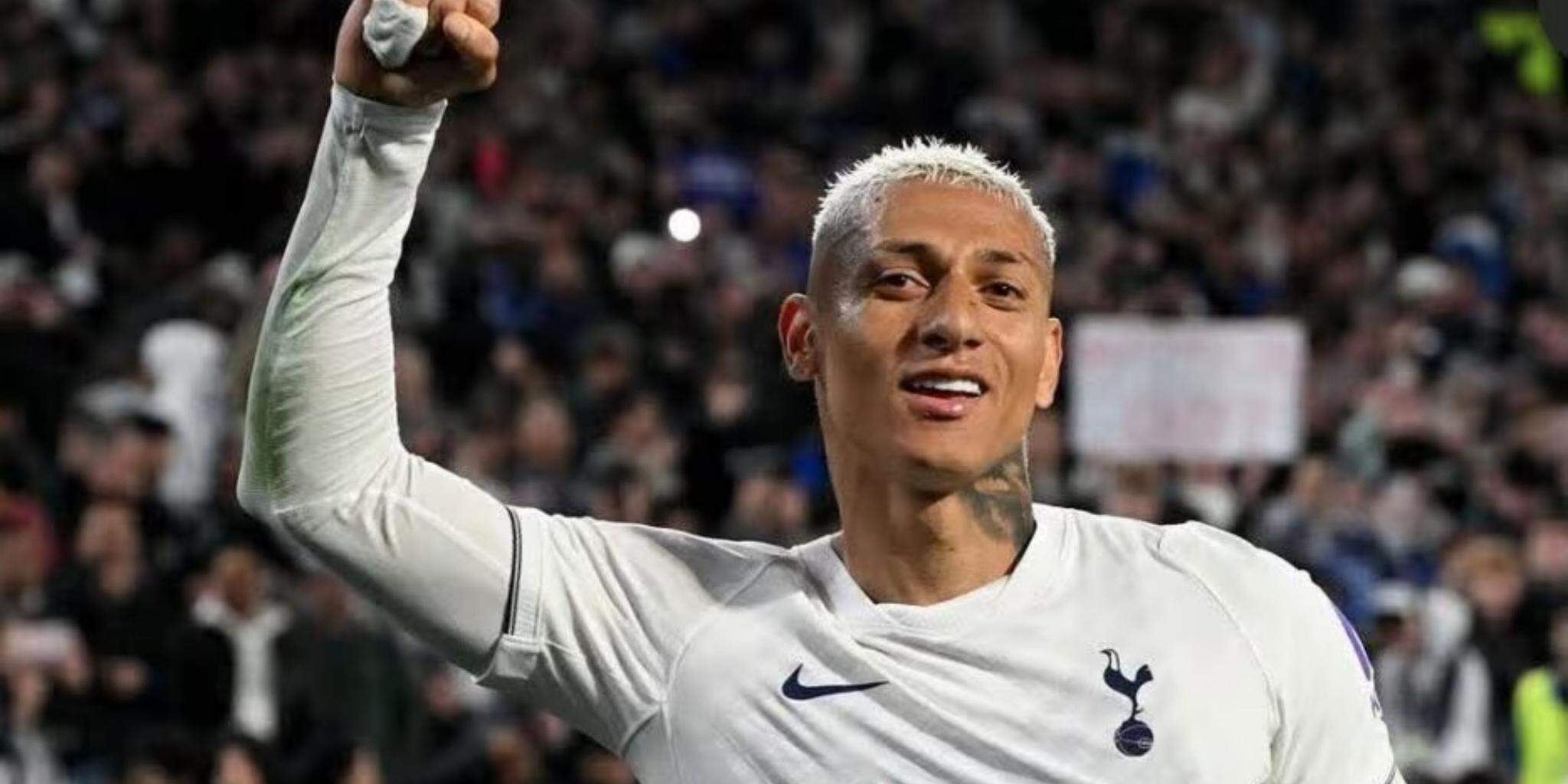 Richarlison pede para sair do Tottenham e não é relacionado em jogo da Premier League