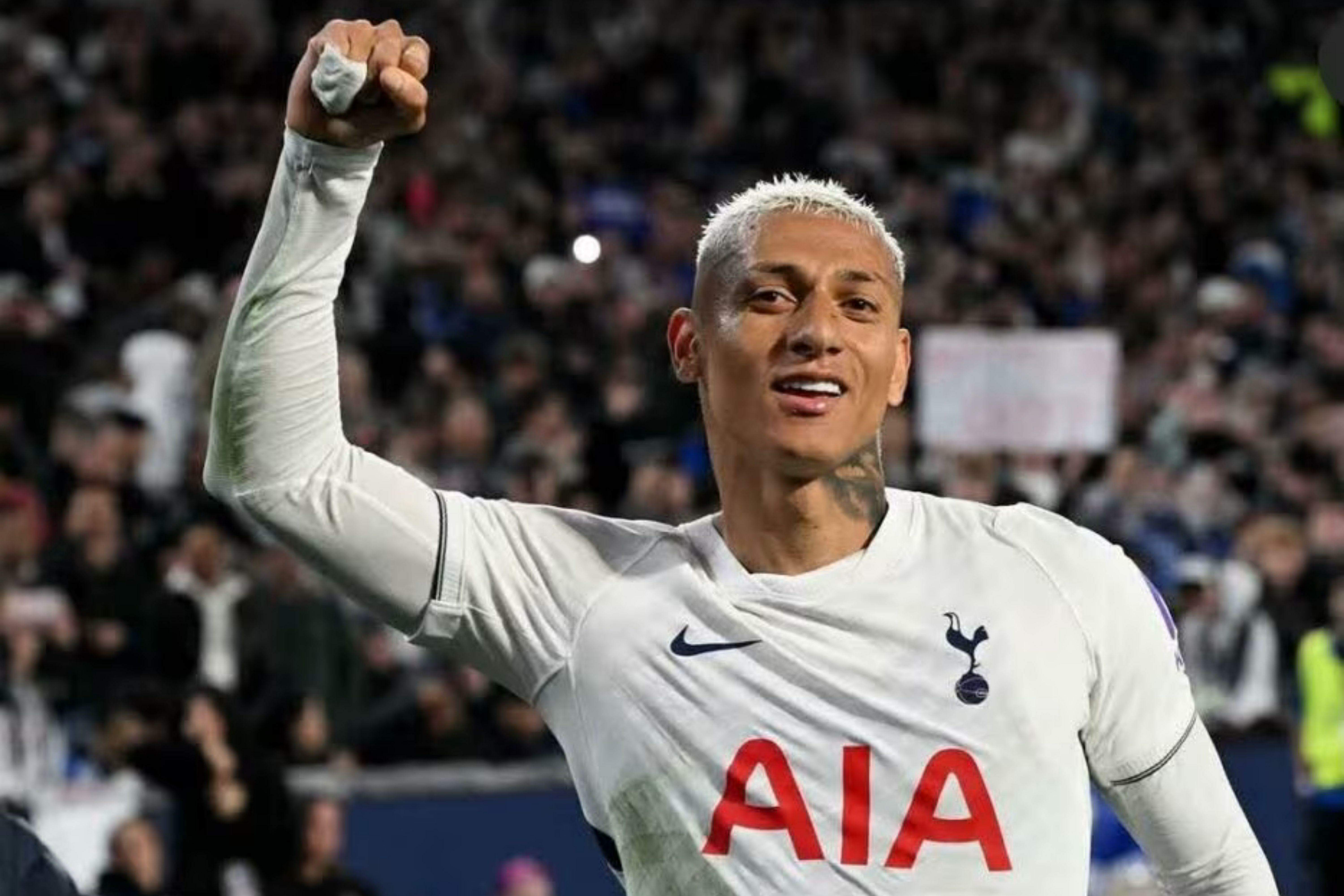 Richarlison pede para sair do Tottenham e não é relacionado em jogo da Premier League