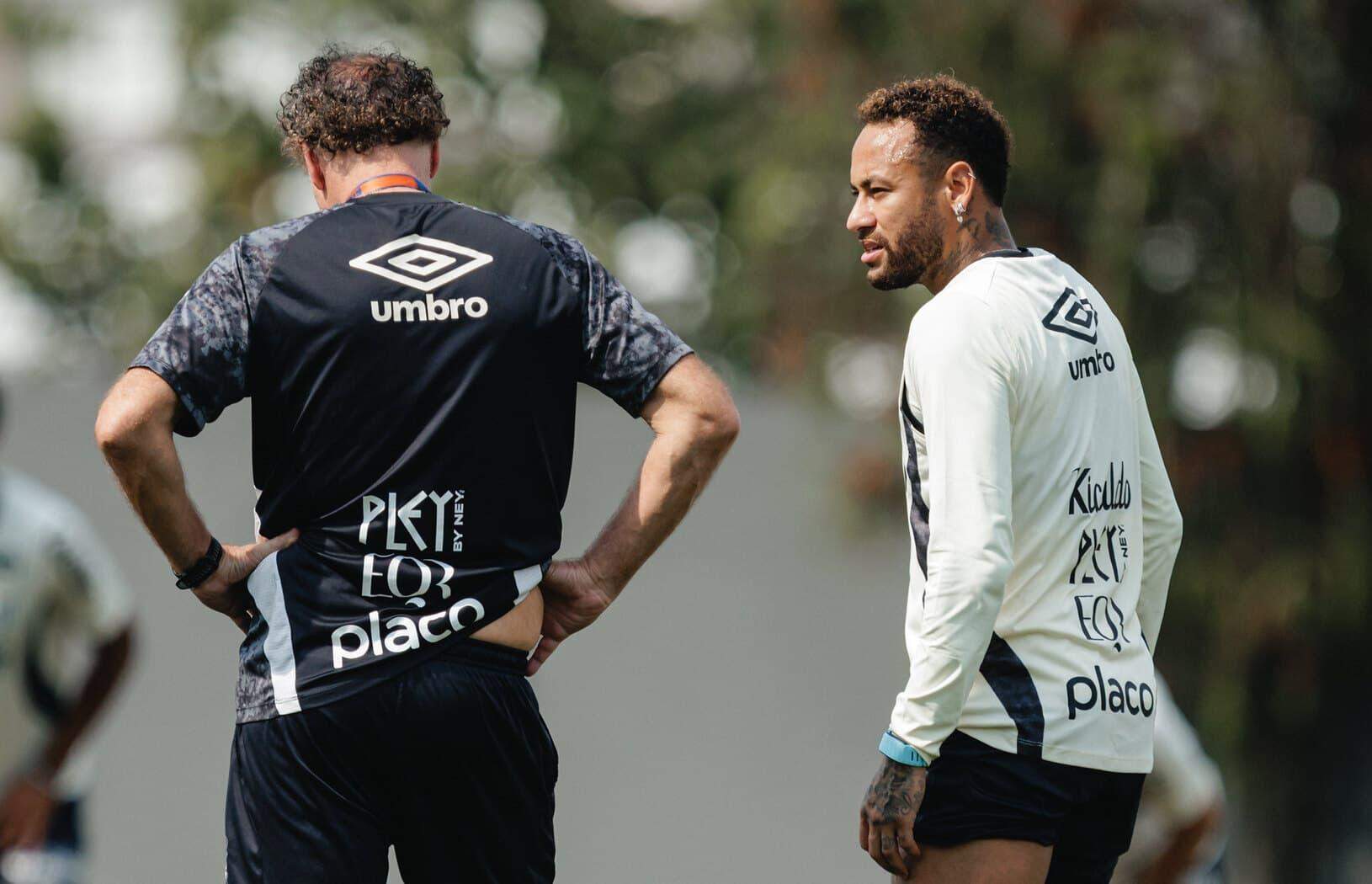 Neymar volta ao Santos, do técnico Cuca, que tenta evitar nova crise com vitória sobre o rival em Itaquera