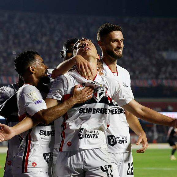Com o resultado, o São Paulo subiu para a 11ª posição e alcançou a marca de 30 pontos