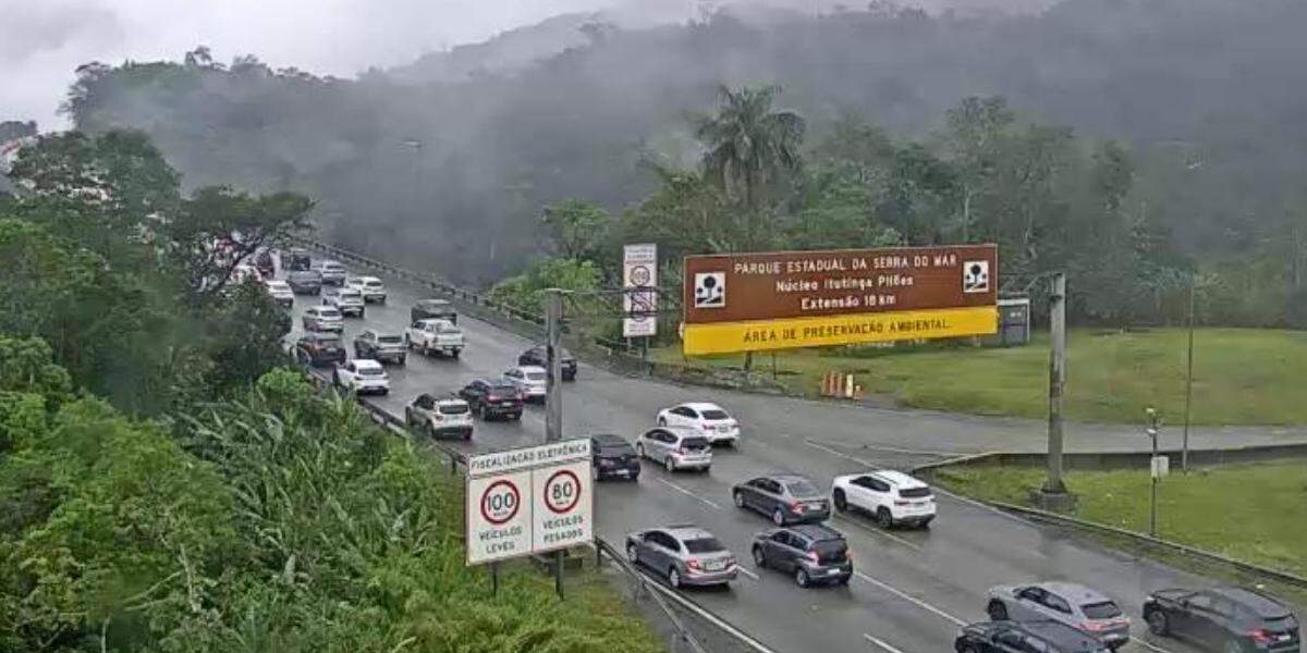 Só na Rodovia dos Imigrantes, congestionamento vai do km 48 ao km 65