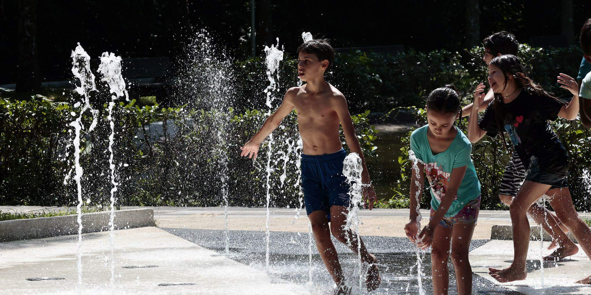 Veranico registrado na região na última sexta-feira deu lugar a temperaturas mais amenas ontem