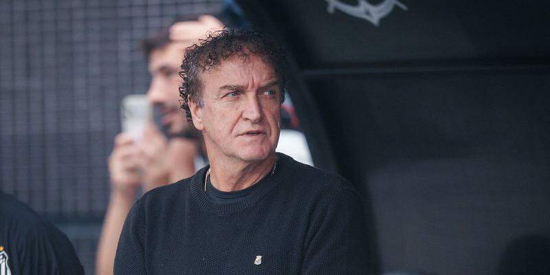 O técnico Cuca destacou a reação do elenco santista, que deu a volta por cima após a derrota para o Palmeiras