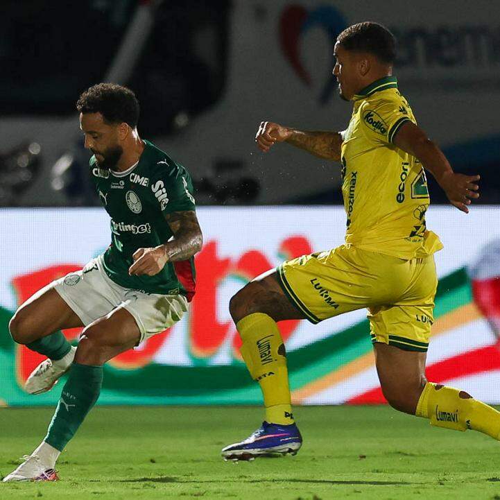 Palmeiras decepciona, empata com o Mirassol e vê Flamengo mais perto no Brasileirão