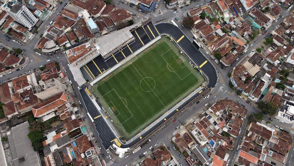 Estádio Urbano Caldeira, a Vila Belmiro, completa 110 anos nesta segunda-feira (12)