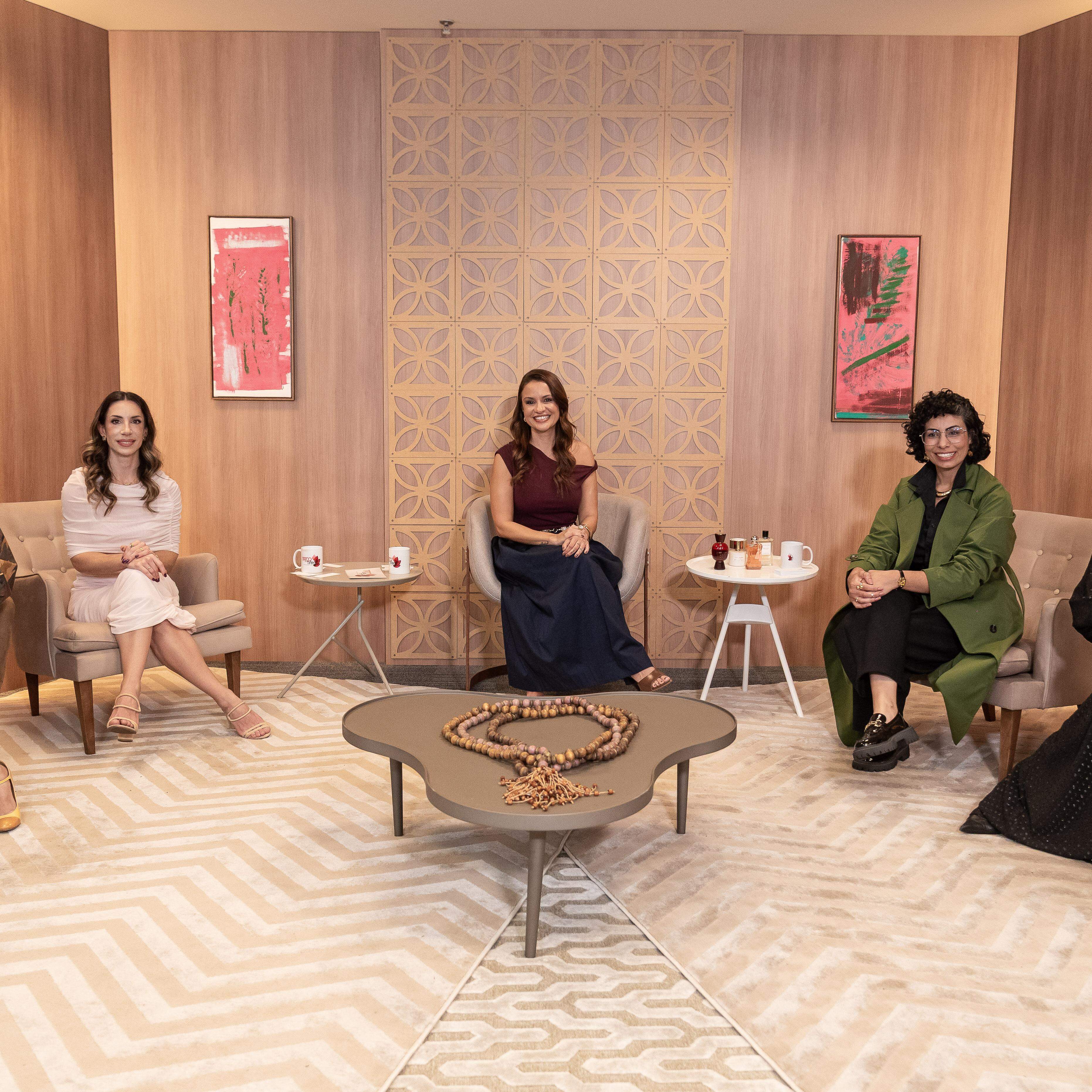 Vanessa Toledo, Talita Souza, Deborah Cunha, Thaynara Moraes, Mithra Cherici