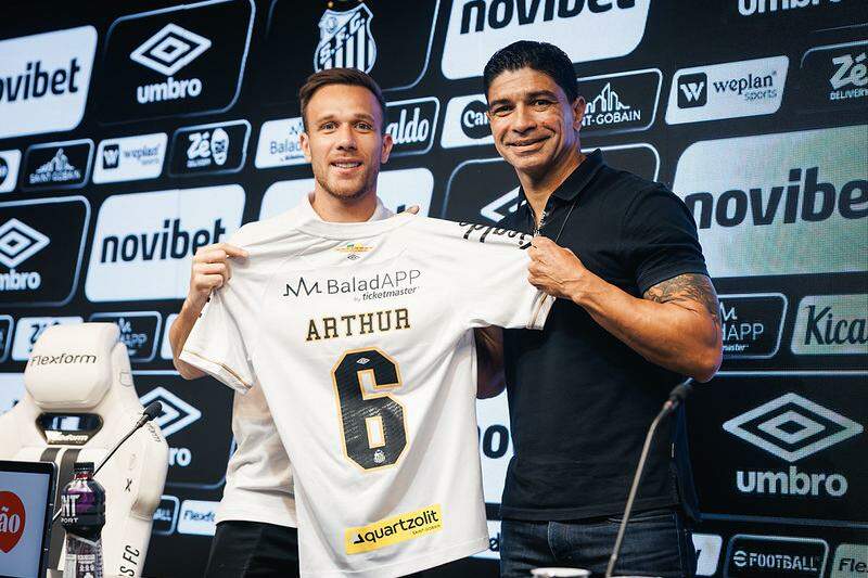 Arthur ganhou a camisa 6 do volante Renato, bicampeão paulista e brasileiro pelo Alvinegro