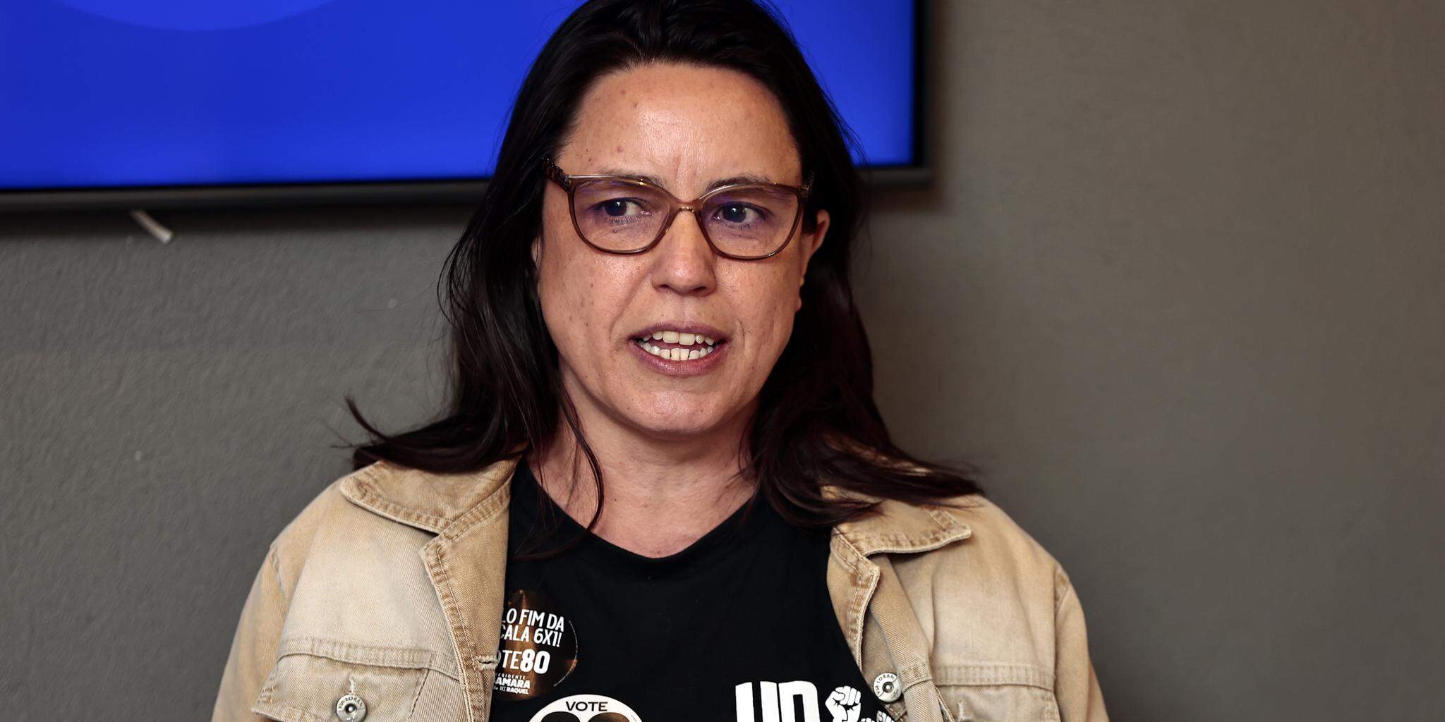 Para Maíra de Souza, é necessário reestatizar a Sabesp e reduzir a jornada de trabalho ao esquema 4x3