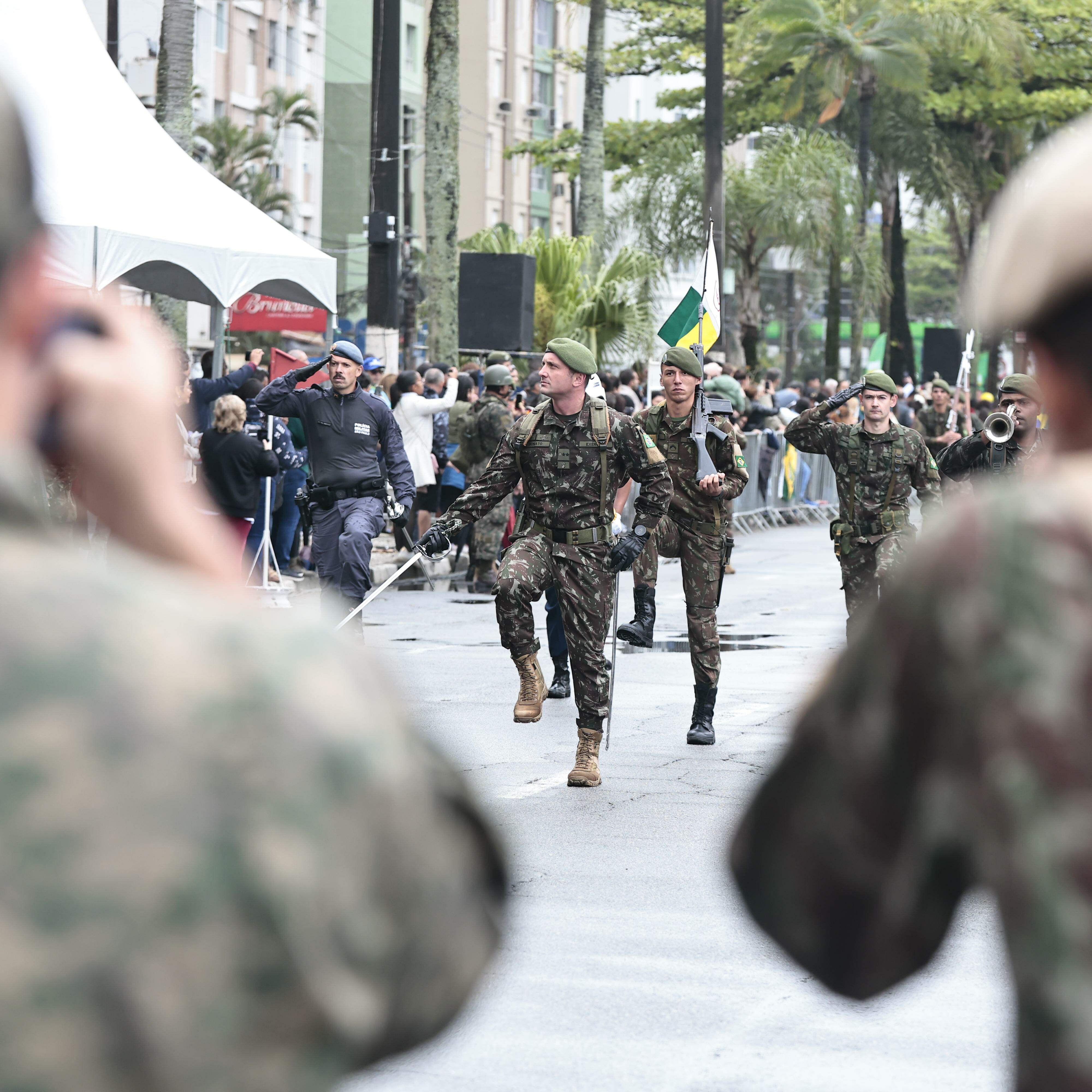 Espectadores chegaram aos poucos, à medida que precipitação dava trégua, entre os canais 5 e 6