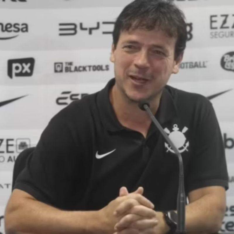 Diniz exalta atuação do Corinthians e fala sobre convocados à seleção: 'Não foi uma surpresa'