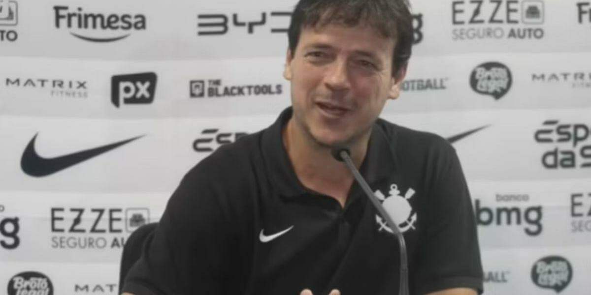 Diniz exalta atuação do Corinthians e fala sobre convocados à seleção: 'Não foi uma surpresa'