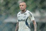 Everton Cebolinha foi apresentado no Santos nesta quinta-feira (10)