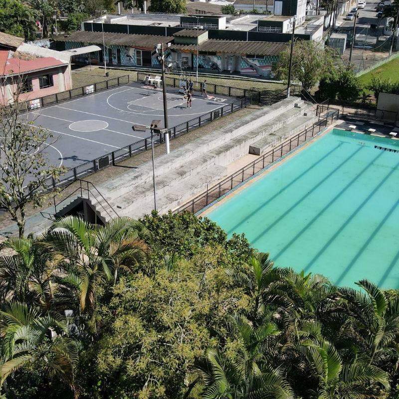 Associação Osvaldo De Rosis ocupa terreno cedido pelo Município, que anunciou ali uma Vila Criativa
