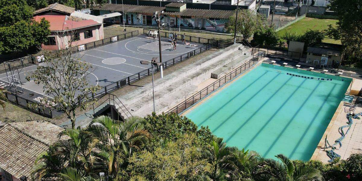 Associação Osvaldo De Rosis ocupa terreno cedido pelo Município, que anunciou ali uma Vila Criativa