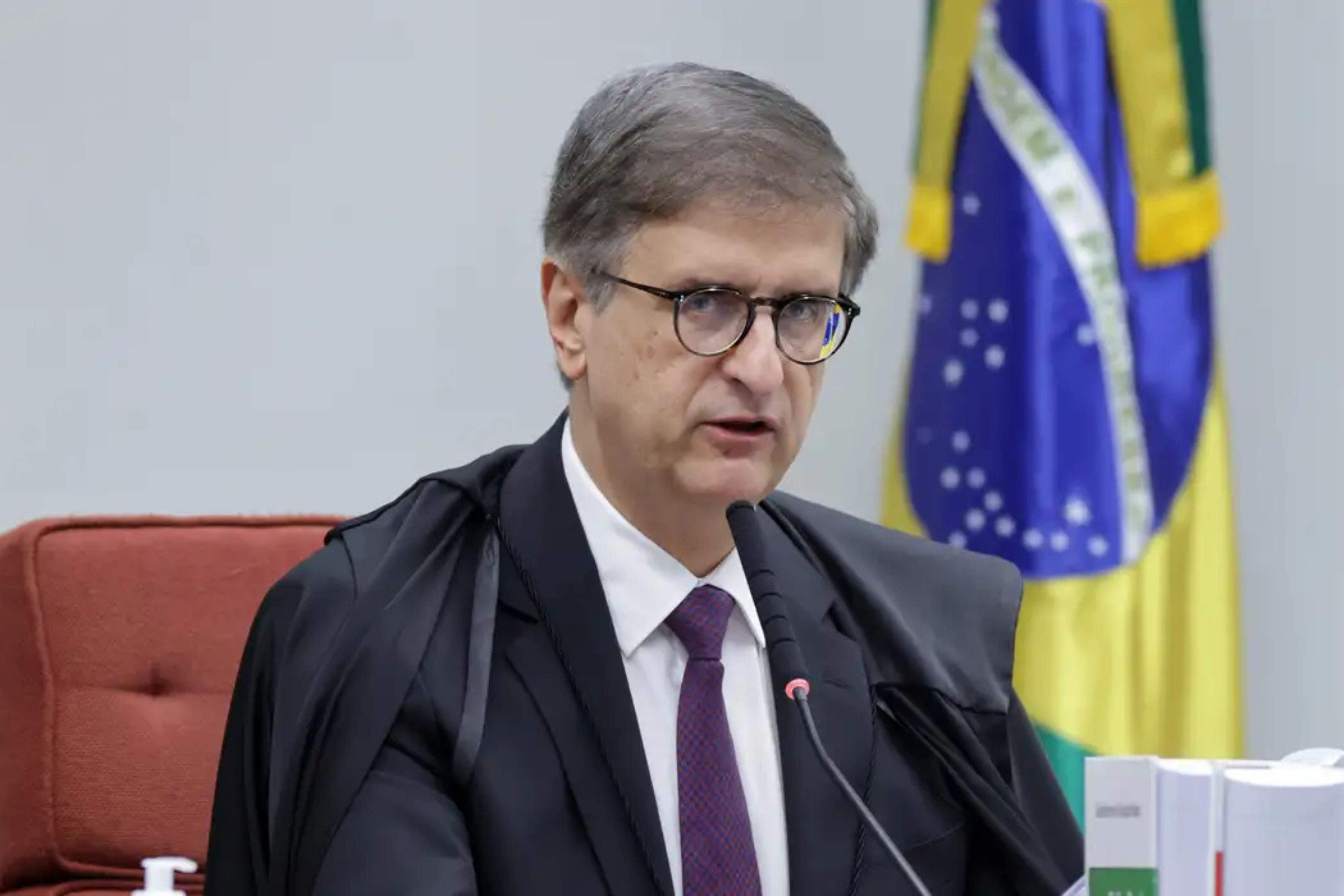 O procurador-geral da República, Paulo Gonet, defendeu que os integrantes do STF tenham conhecimento prévio de todo o material necessário para formar entendimento sobre as questões em análise