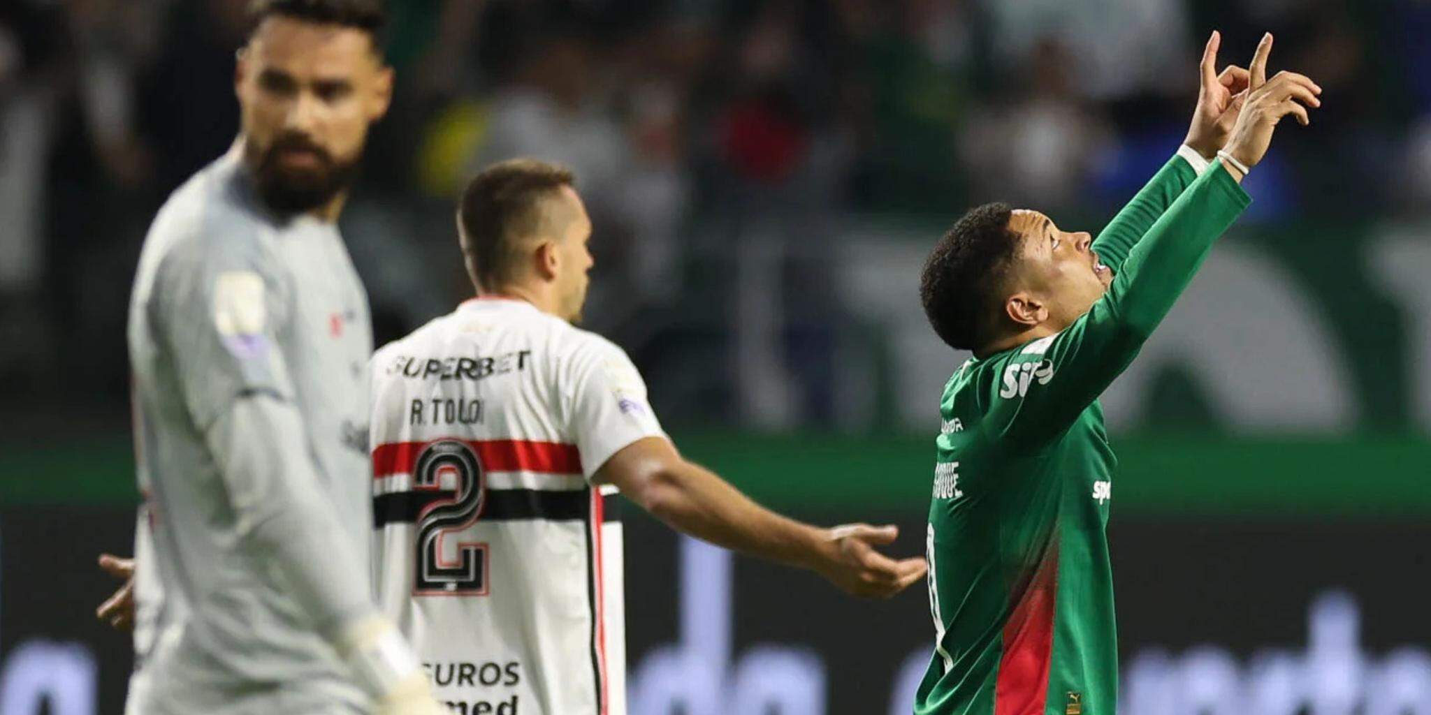 Vitor Roque definiu a vitória palmeirense no clássico e quebrou um jejum de cinco jogos sem gols