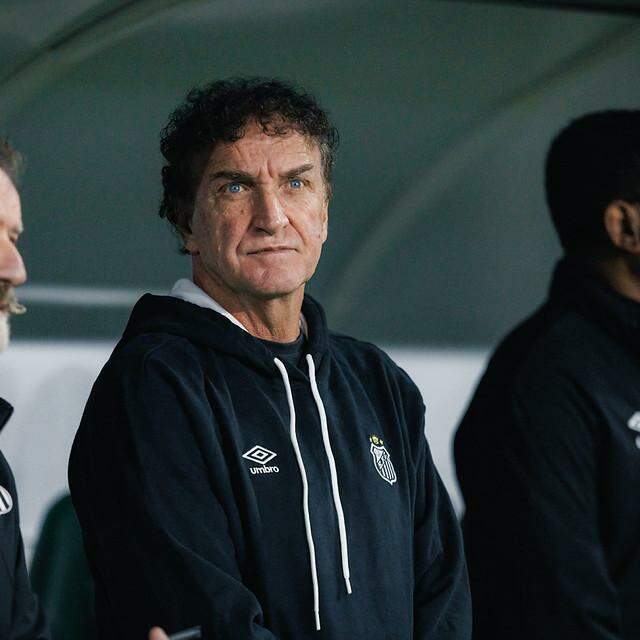 Cuca projeta jogo difícil contra o Galo, mas confia na força do grupo para o Santos avançar na Copa Sul-Americana