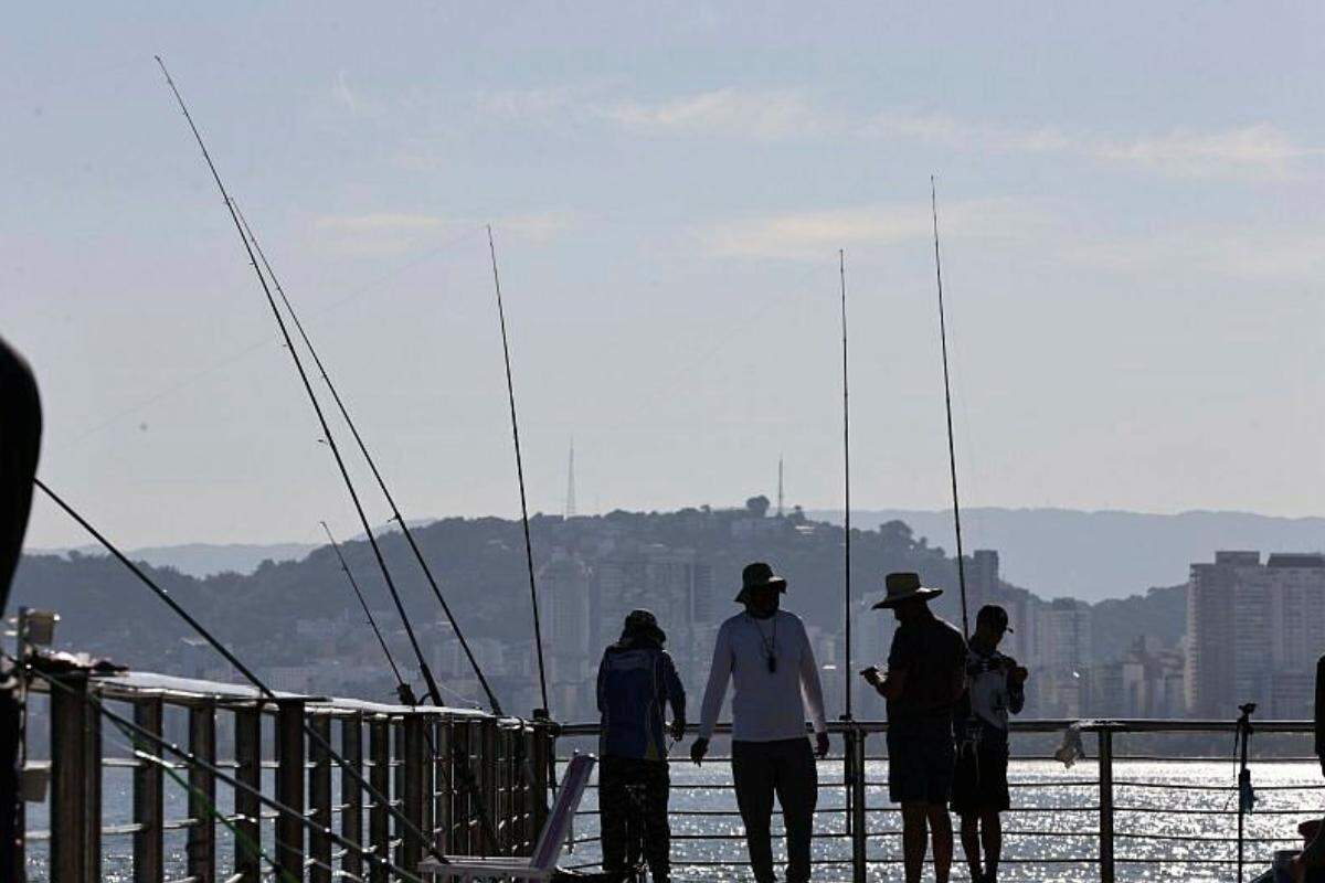 Pesca artesanal foi reconhecida como Patrimônio Cultural Imaterial de Santos