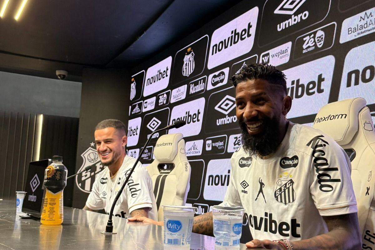 Philippe Coutinho e Rodinei foram apresentados nesta segunda-feira (14), na Vila Belmiro