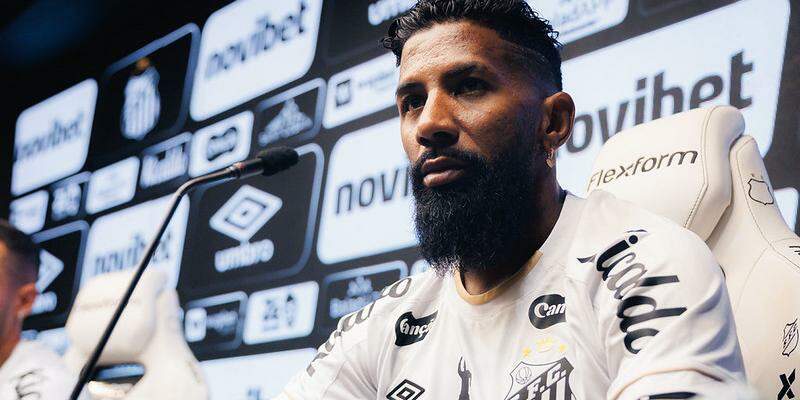 Com dez títulos na carreira, Rodinei voltou da Grécia com a expectativa de também ser campeão no Santos