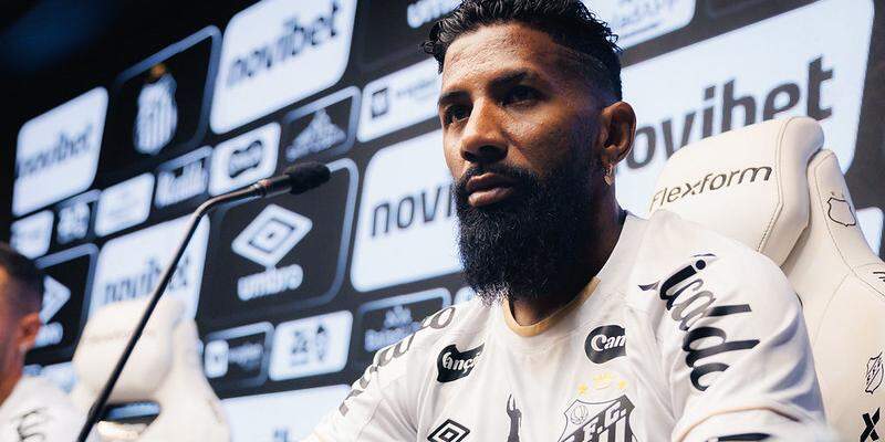 Com dez títulos na carreira, Rodinei voltou da Grécia com a expectativa de também ser campeão no Santos