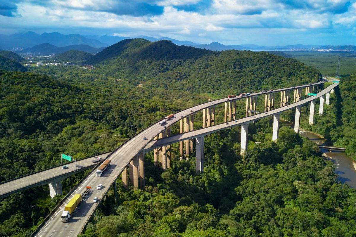Em 2024, foram investidos R$ 266,8 bilhões em infraestrutura, equivalentes a 2,27% do PIB