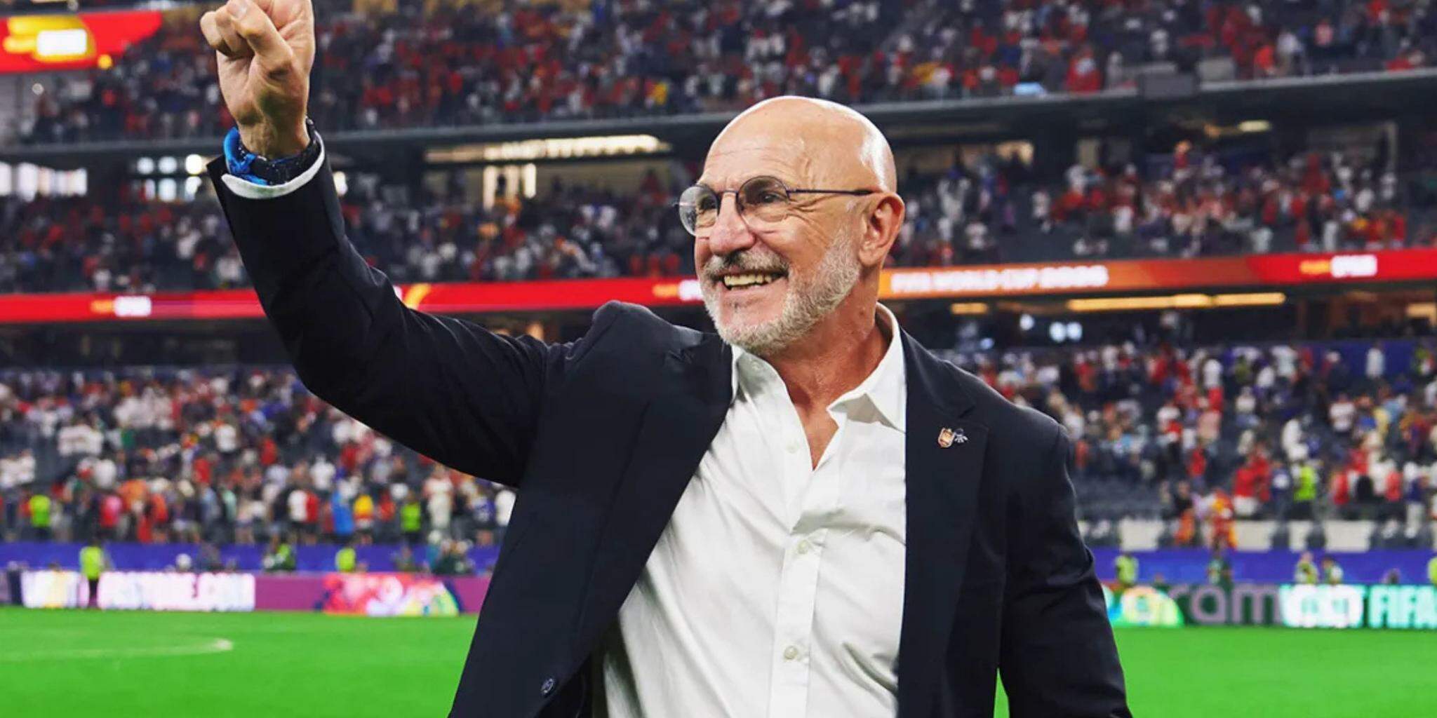 Campeão mundial, De la Fuente amplia contrato com a Espanha até Copa 'caseira' de 2030, diz TV