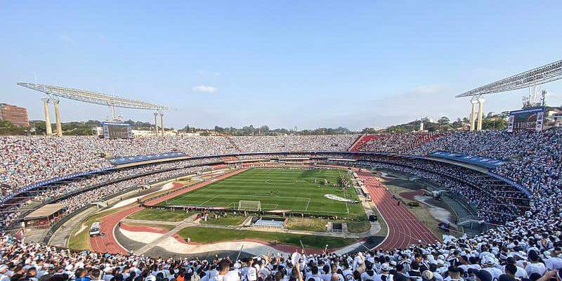 O Santos vai enfrentar o São Paulo no dia 2 de outubro, às 20 horas, em jogo atrasado do Brasileirão