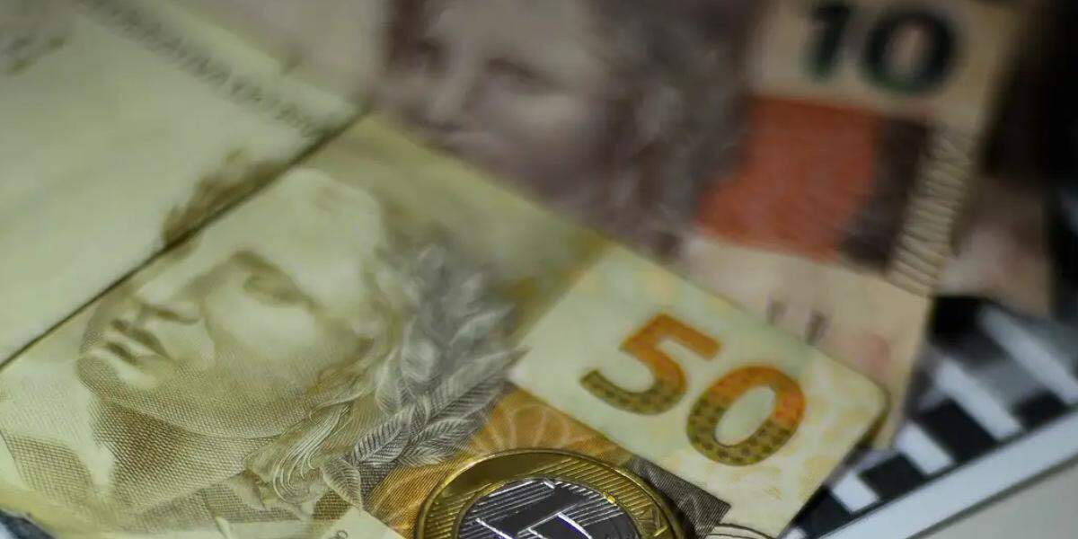 De acordo com o BC, o desempenho foi influenciado principalmente pela agropecuária, que caiu 1,2% no mês