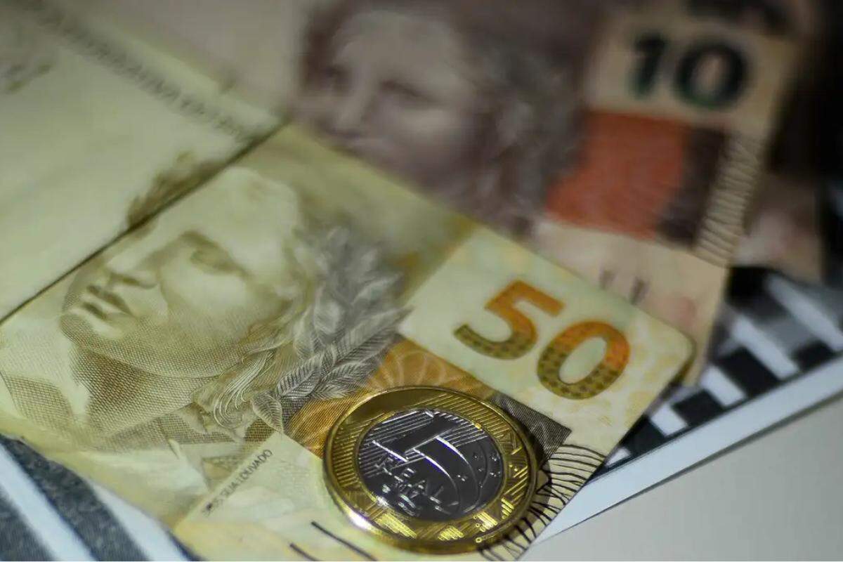 De acordo com o BC, o desempenho foi influenciado principalmente pela agropecuária, que caiu 1,2% no mês
