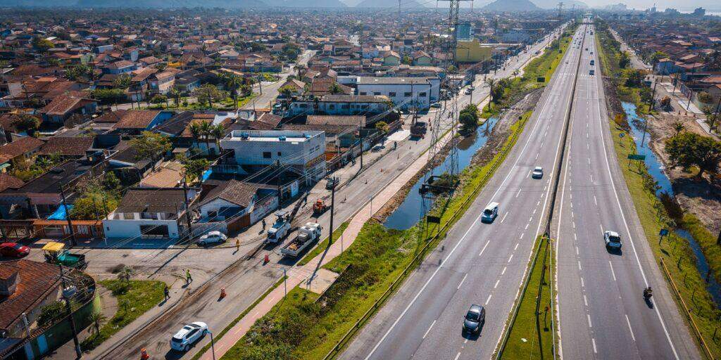 Especialmente em Praia Grande, Mongaguá, Peruíbe e Itanhaém, podem ocorrer interdições temporárias e desvios na Rodovia Padre Manoel da Nóbrega