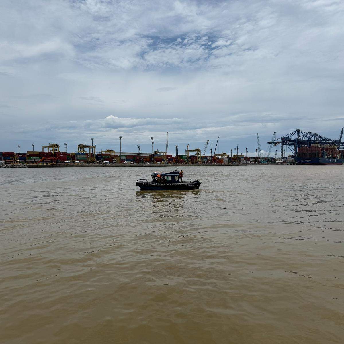 Centronave tem alertado as autoridades sobre a situação do canal de Santa Catarina desde novembro do ano passado