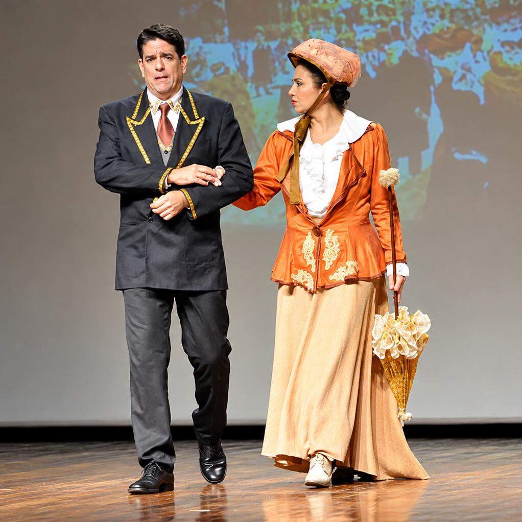 Um Olhar para a Eternidade, dirigida por Ana Rosa, percorre a trajetória de Allan Kardec no palco