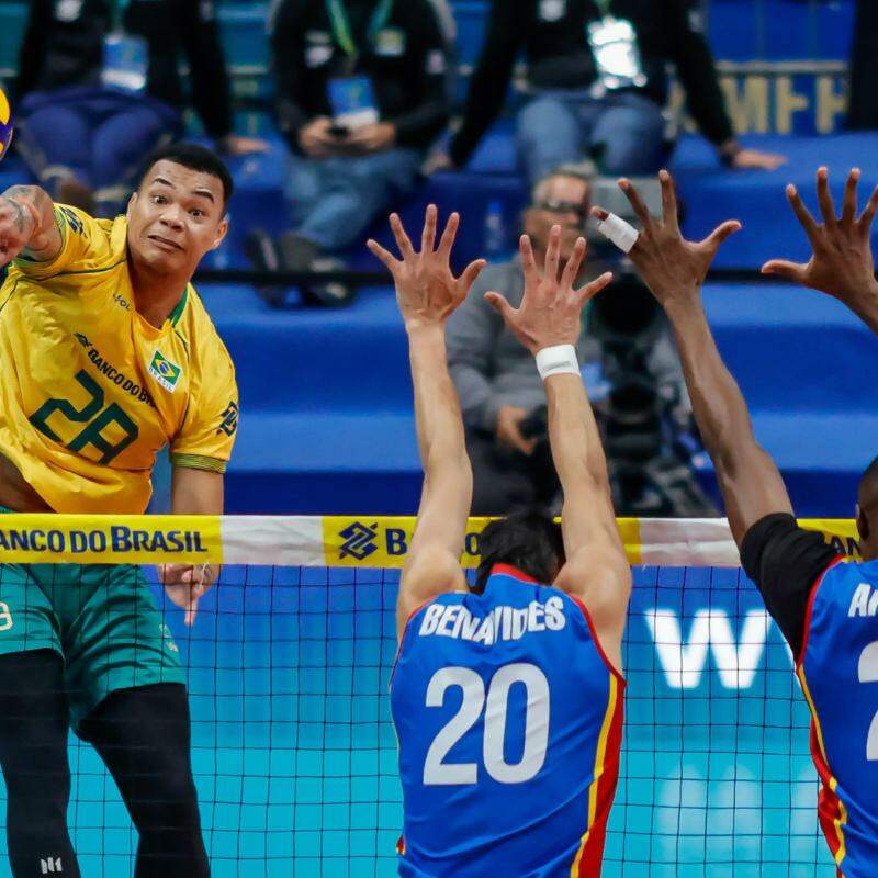 Brasil bate Colômbia e soma terceira vitória consecutiva no Sul-Americano Masculino de Vôlei