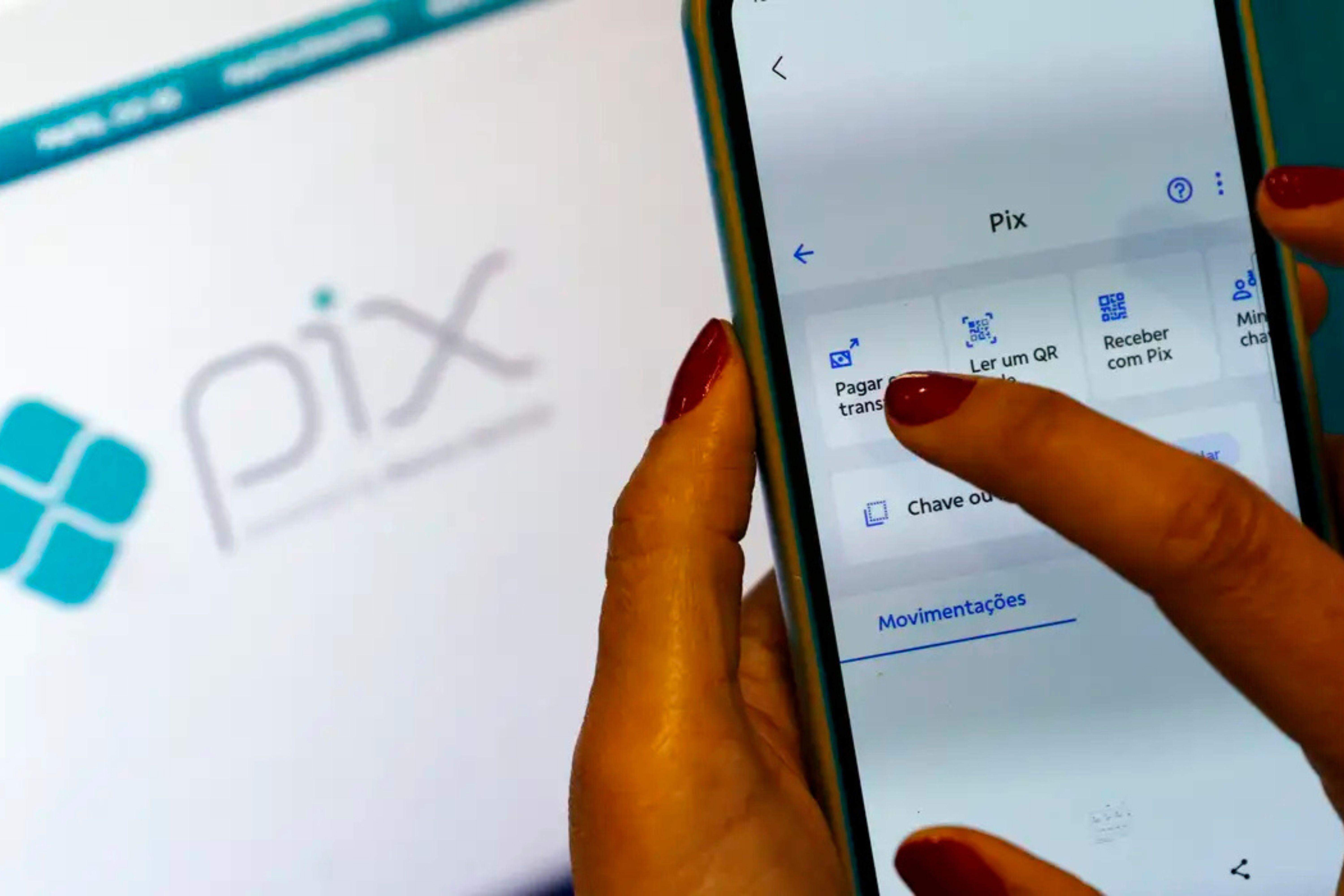 Pix terá novas regras para fraudes, cobrança híbrida e contas-salário