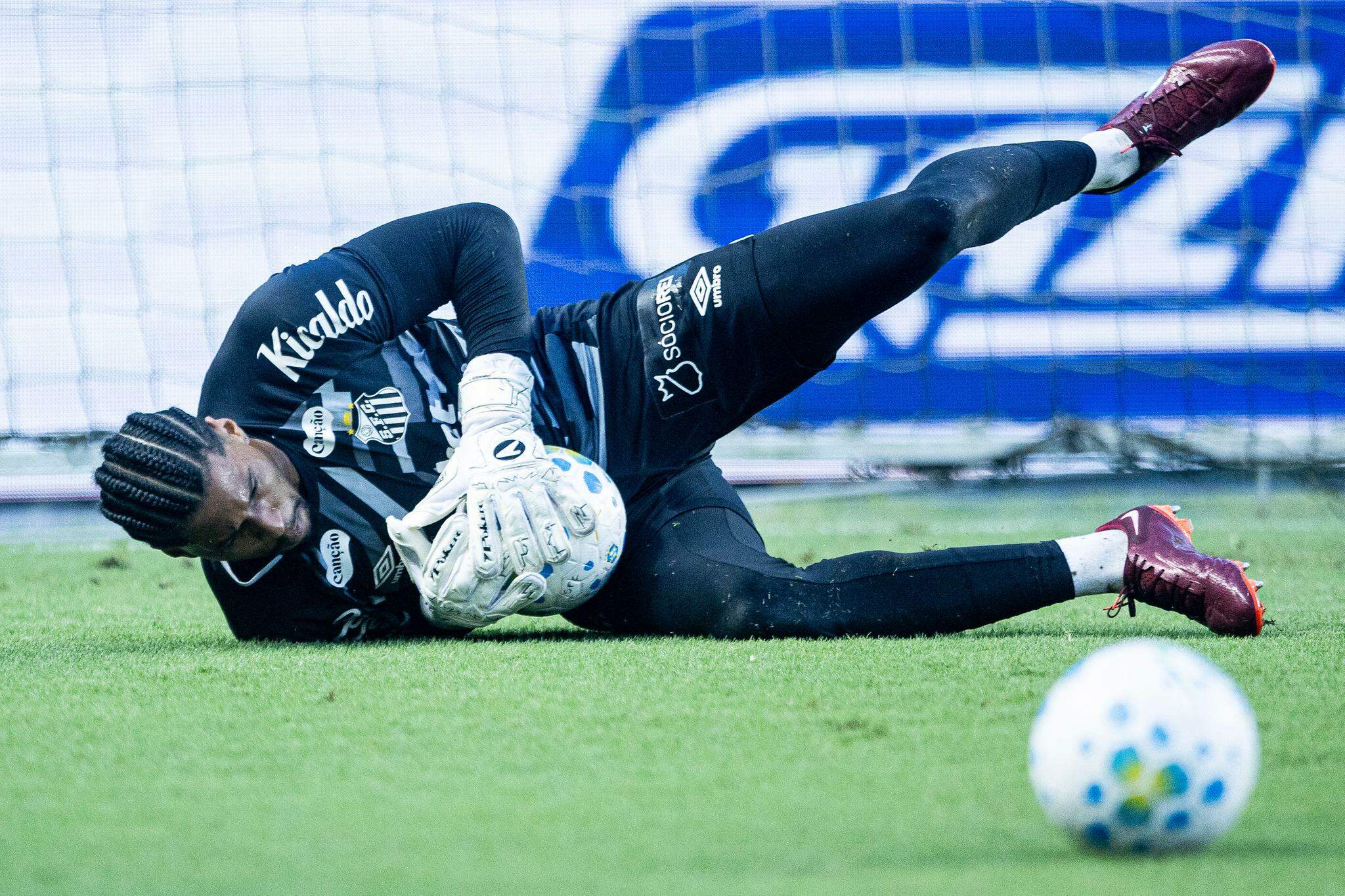 Diógenes fez boas defesas contra o Remo, mas errou na jogada que resultou no gol do adversário