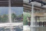 O vazamento na ponte de São Vicente apresenta mais de um cano com ruptura, um com maior vazão do que o outro