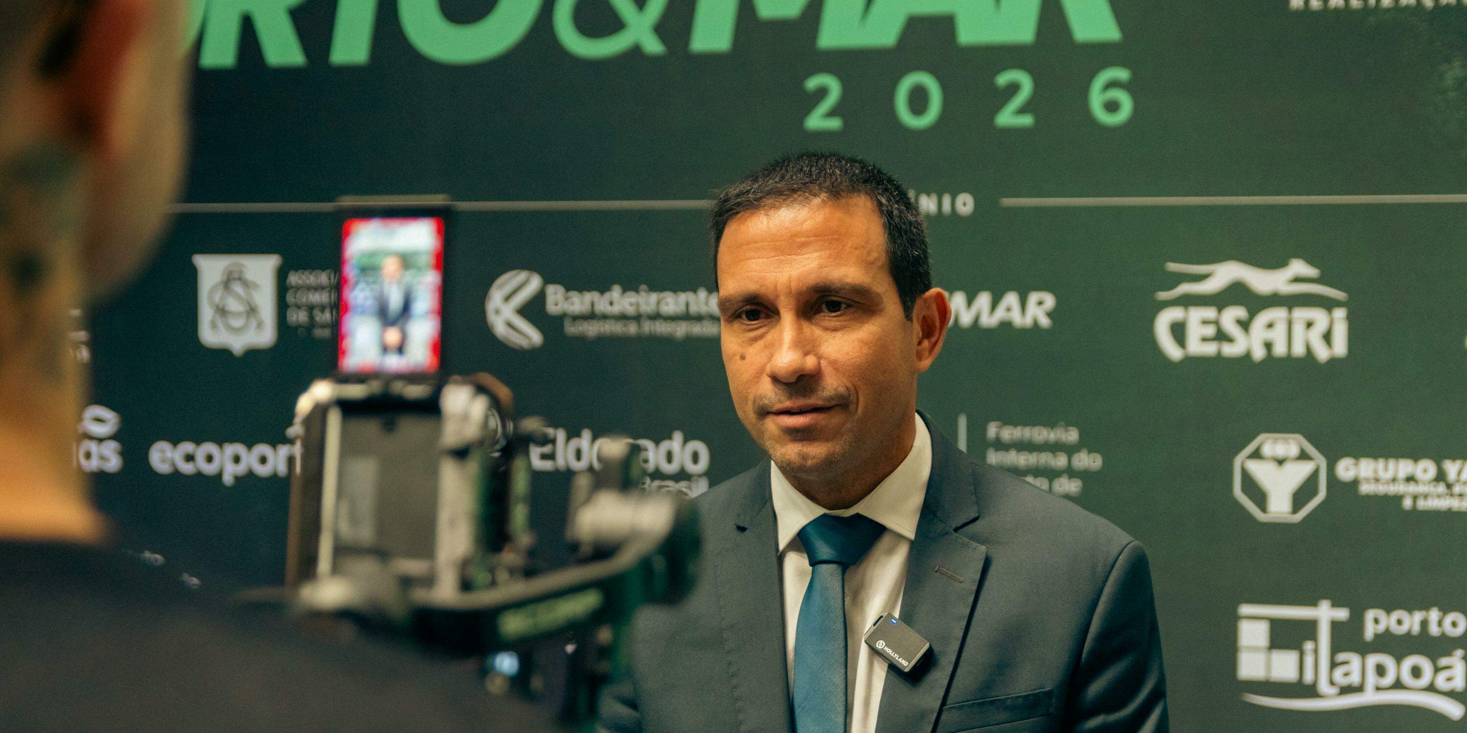"Nosso país tem um compromisso perante o mundo para tentar descarbonizar a nossa matriz logística", afirma Otto Burlier