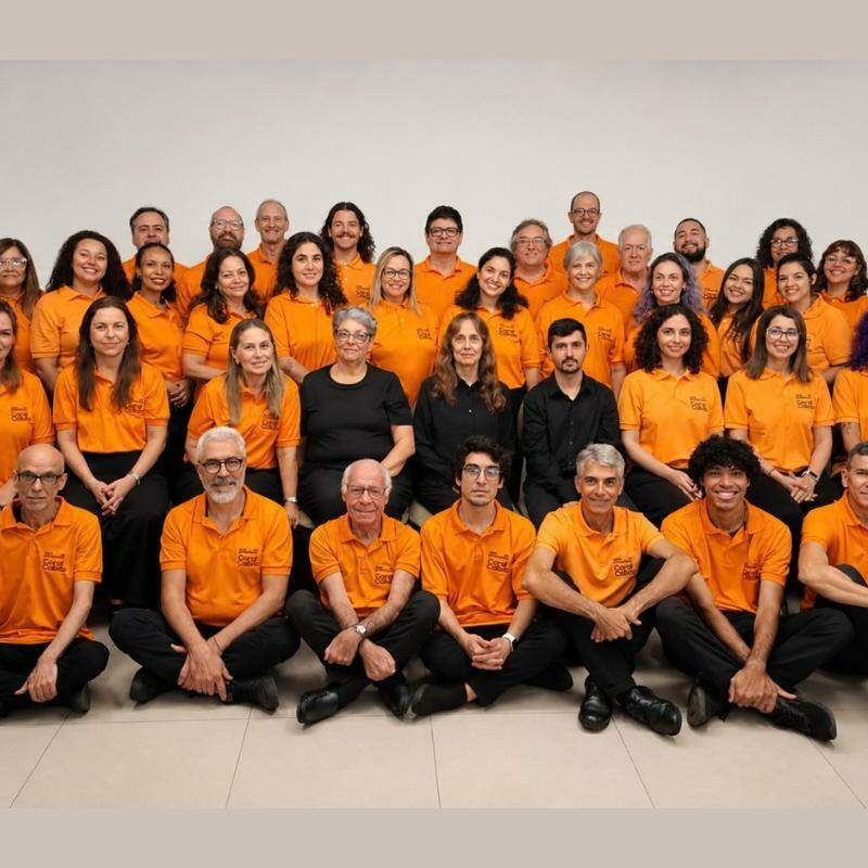 Concerto gratuito reúne 44 vozes e mescla música erudita e popular, além de elementos de matriz étnica