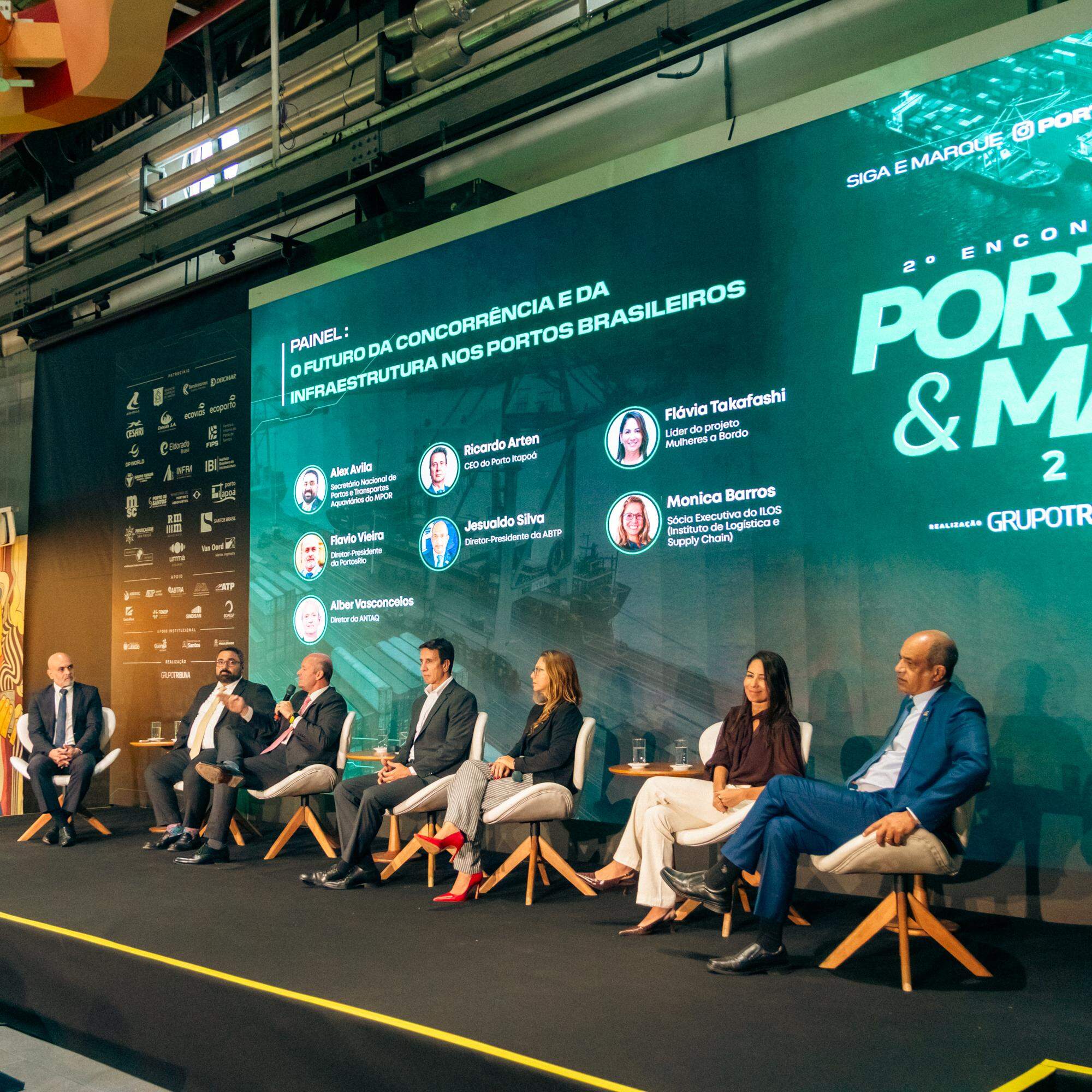 Painel “O futuro da concorrência e da infraestrutura nos portos brasileiros” fomentou importante debate sobre a necessidade de gerar confiança aos agentes privados para investir