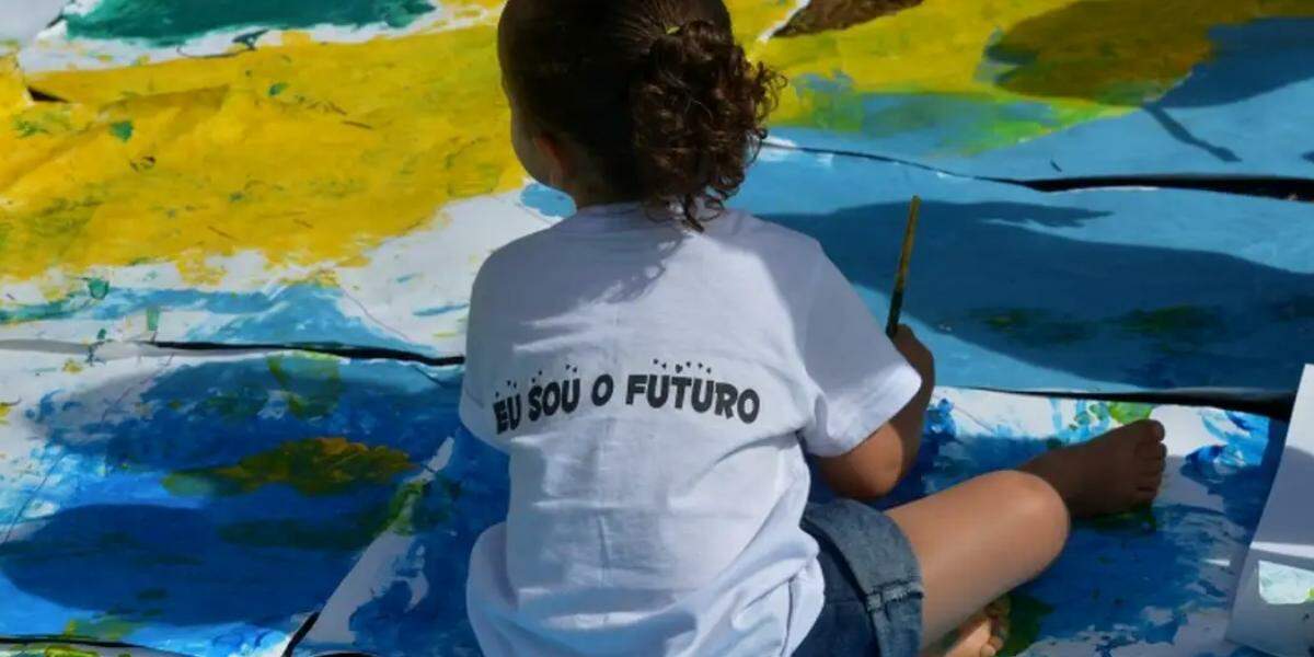 Pais veem palmada como disciplina e não como violência, alerta Unicef