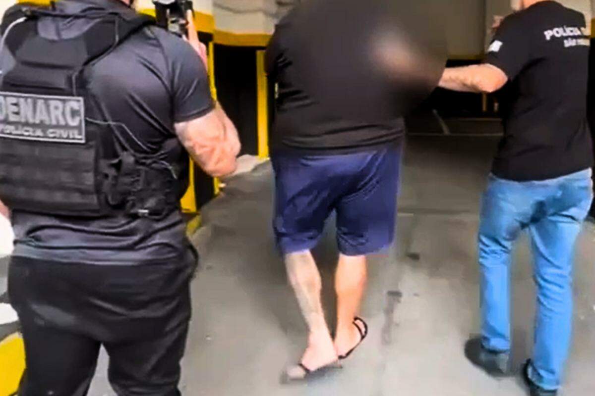 A operação apreendeu ainda uma BMW, celulares e um documento com indícios de falsificação