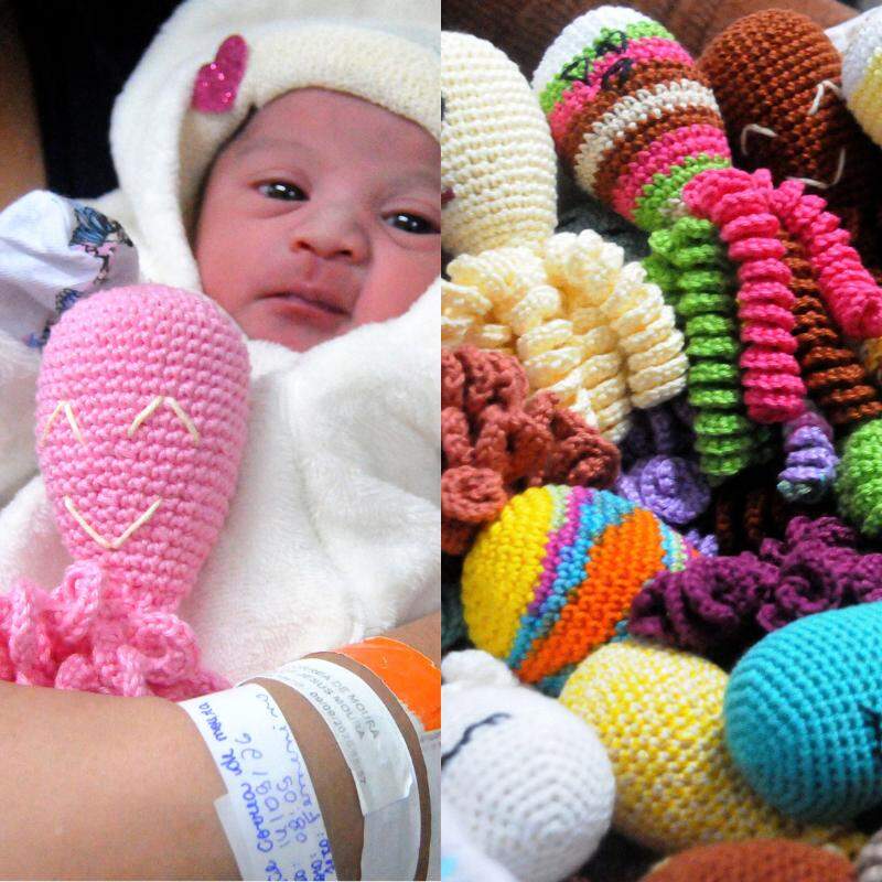 Voluntárias do PIC Melvi confeccionam os presentes, que são distribuídos na maternidade do Hospital Irmã Dulce