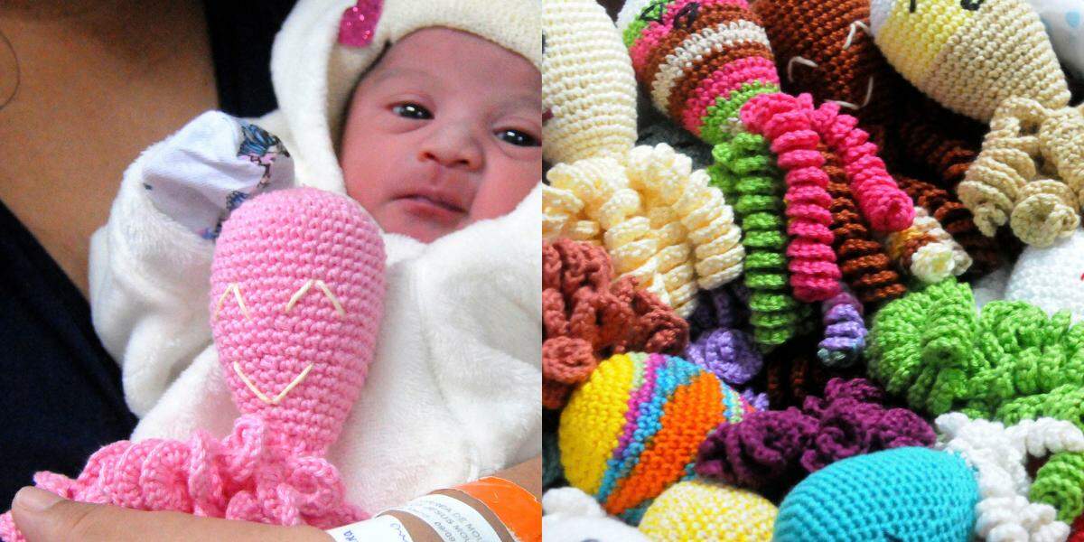 Voluntárias do PIC Melvi confeccionam os presentes, que são distribuídos na maternidade do Hospital Irmã Dulce