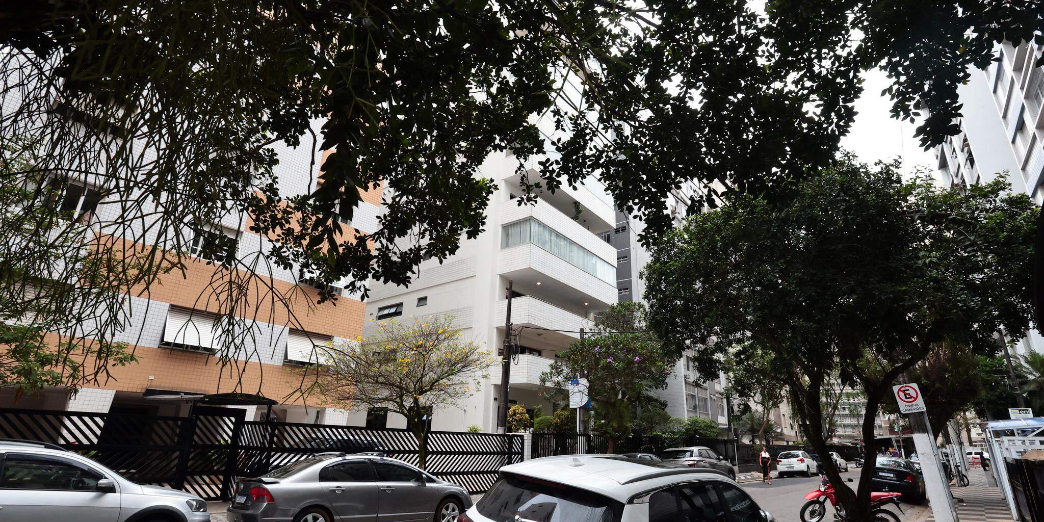 Conforme a Prefeitura, serviços ocorriam, mas operavam “de forma reduzida”, só com pessoal próprio